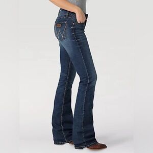 Wrangler Retro Mae mid rise jeans size 5/6